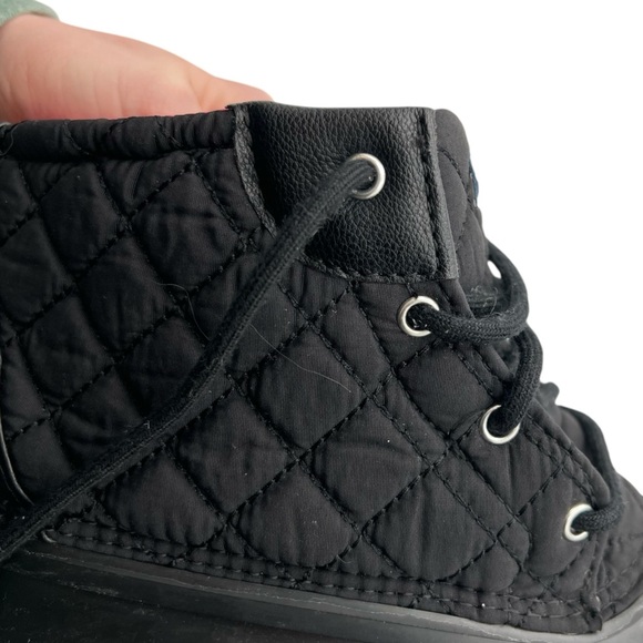 Sperry Quilted Black Port Lace Duck Boots Size 6M - Picture 5 of 8